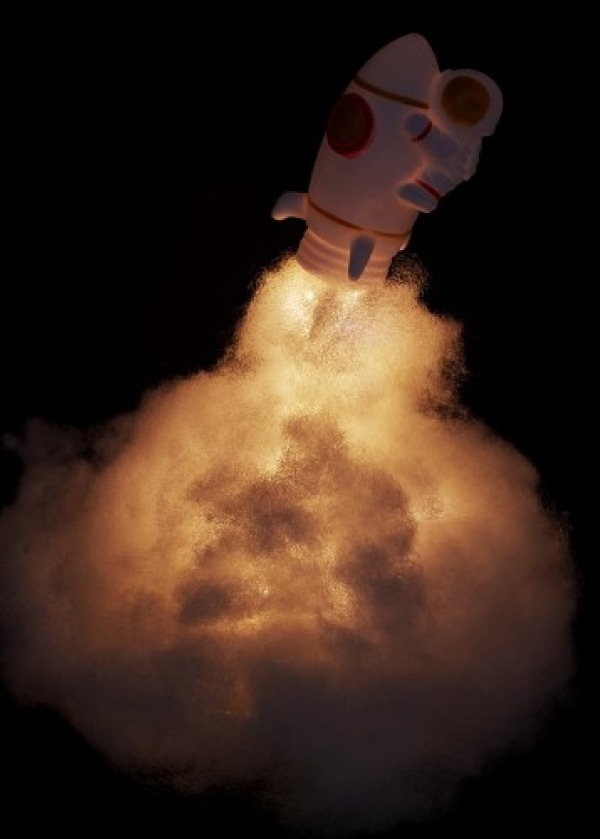 Uçan Astronot Tasarımlı Gece Lambası