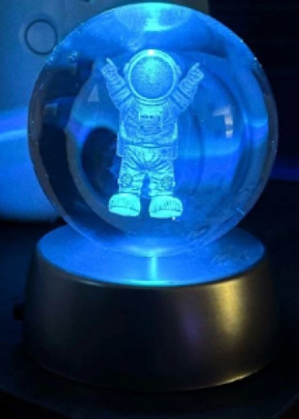 ASTRONOT Plastik altlıklı Işıklı Cam Küre 6cm
