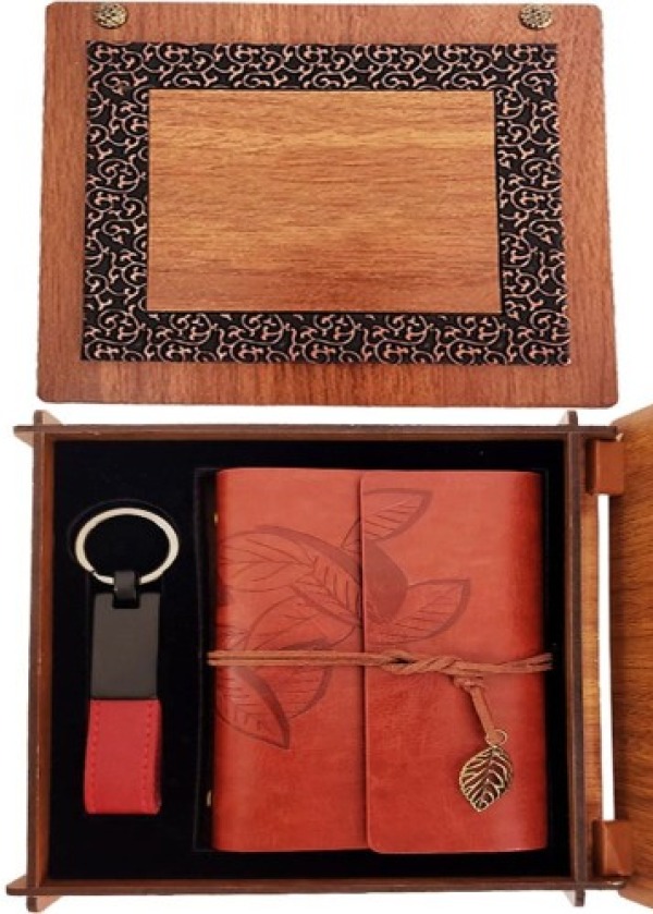 Dekoratif Ahşap Kutulu Kahverengi Deri Defter ve Anahtarlık Set