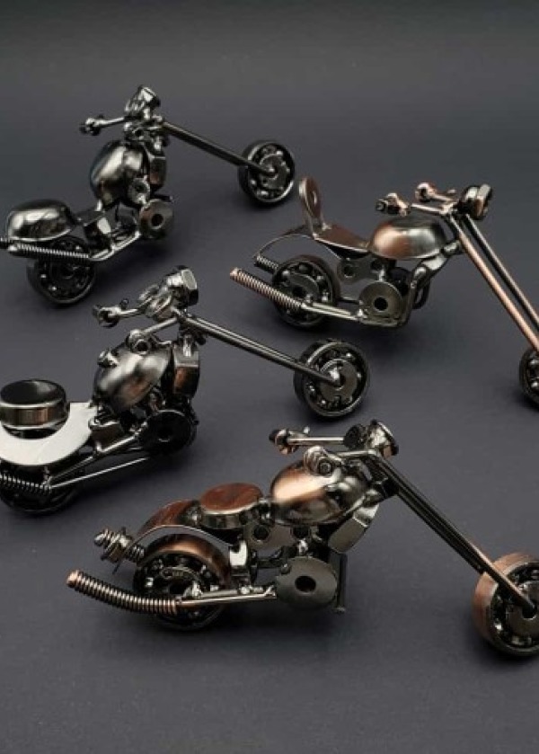 El Yapimi Dekoratif Metal Motor