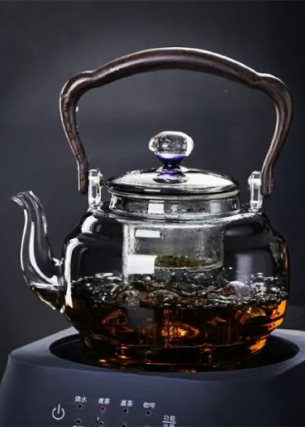 Bambu Saplı Çaydanlık 1100 ml.